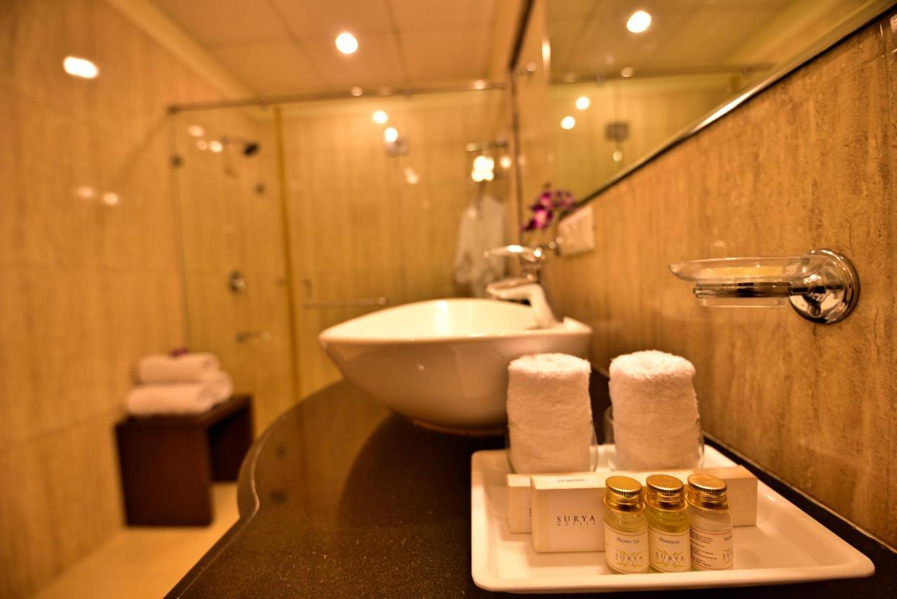 Hotel Surya Plaza Kota  Bagian luar foto