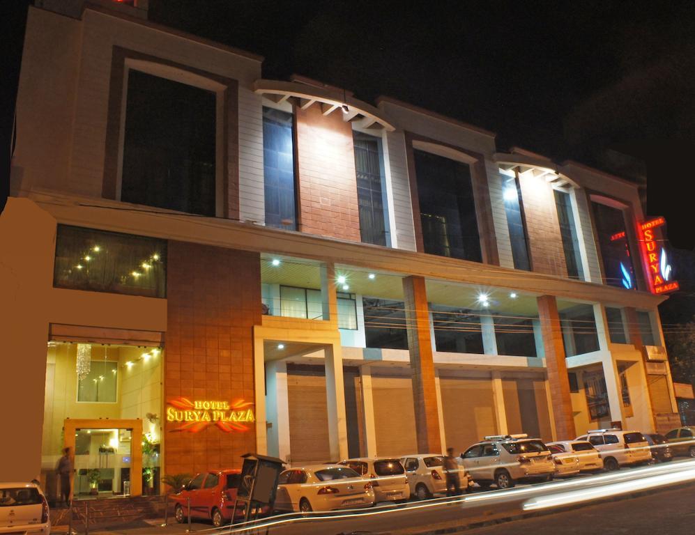 Hotel Surya Plaza Kota  Bagian luar foto